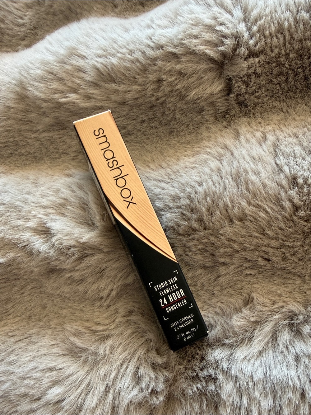 Smashbox Concealer in light cool peach